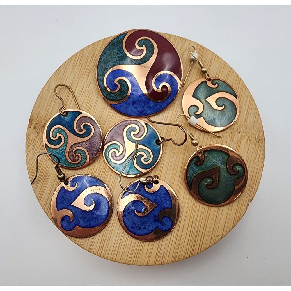 Catherine Crowe Metal Enamel Drop Dangle Earrings Brooch Lot Celtic Triskelion